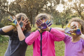 bambini al centro estivo-immagine gratuita